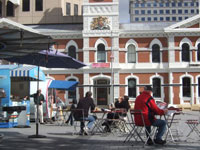 Copyright: New Zealand Tourism Guide. Dining in Cathedral Square, Christchurch