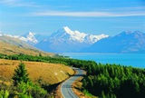 Lake Pukaki on our New Zealand South Island holiday tours
