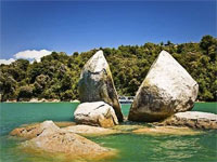 See Split Apple Rock with Abel Tasman Sea Shuttles
