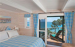 A bedroom at Beach Lodge