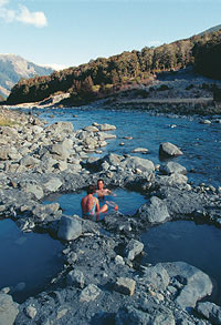 Copyright: Rob Suisted. Hot Pools in New Zealand, New Zealand Hot Pools, Mineral Pools in New Zealand
