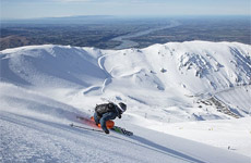 Aussies Encouraged to Ski in New Zealand